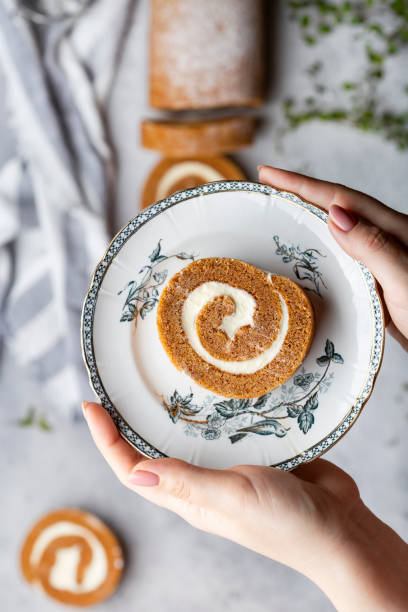 Pumpkin cake roll with cream cheese filling