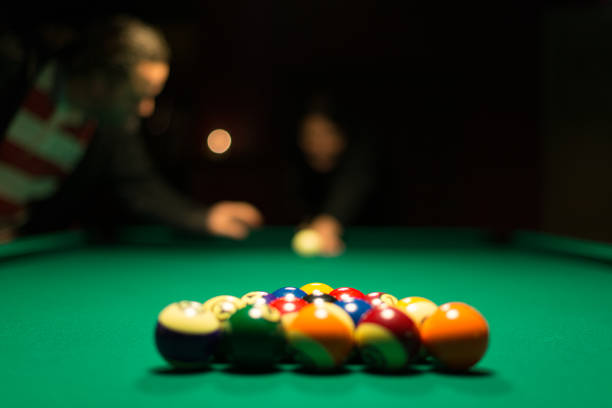 racked and ready billiards balls.. - snooker imagens e fotografias de stock