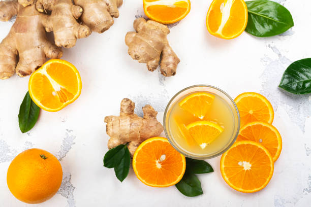 bebida de refuerzo del sistema de inminidad - fruit winter orange lemon fotografías e imágenes de stock