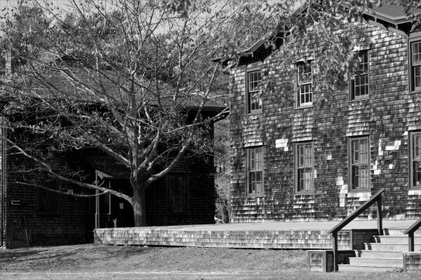istock Old house in black and white 1284899791