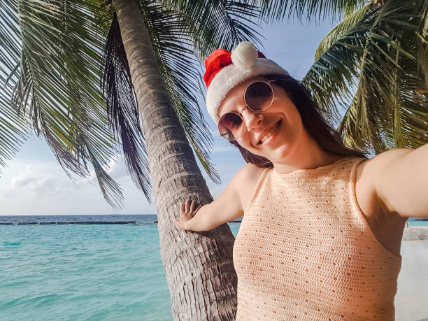istock Christmas selfie in tropics 1284978870