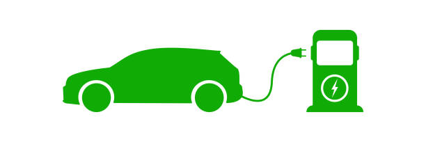 зарядка электромобиля. зеленый электромобиль с зарядной станцией на белом фоне. значок вектора . эко-топливо . гибридный авто . - picto stock illustrations
