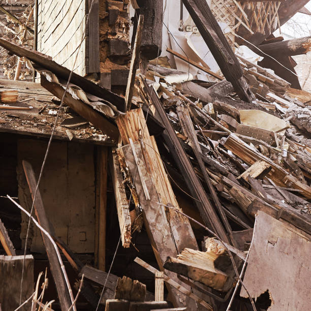 demolition house. building renovation at city. industrial breaker - carpenter construction garbage ruined imagens e fotografias de stock