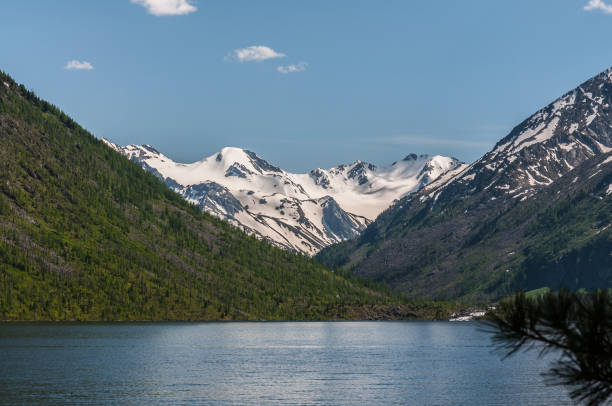 istock Multinskiye lakes in Altai mountains 1285108347