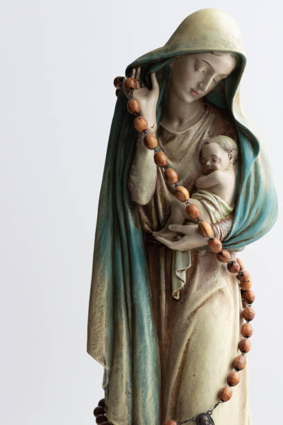 istock Mary statue and baby Jesus 1285118184