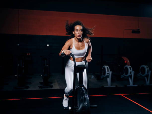 istock Women Working Out in a Gym 1285170056