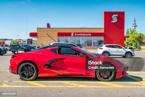 Stock fotografie Chevrolet Corvette Stingray C8 Boční Pohled – stáhnout obrázek nyní - Chevrolet Corvette, ScotiaBank, Automobil - Motorové vozidlo