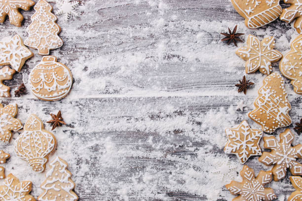 istock Christmas background with gingerbread cookies 1285178414