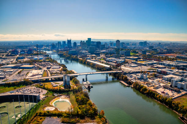 istock Cumberland River Through Downtown Nashville 1285207737