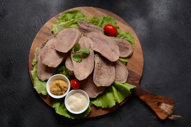 sliced beef tongue - smoked tongue imagens e fotografias de stock