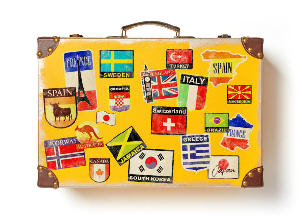 yellow vintage travel suitcase - suitcase label travel luggage imagens e fotografias de stock