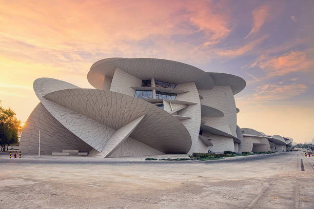 museo nazionale del qatar - qatar foto e immagini stock