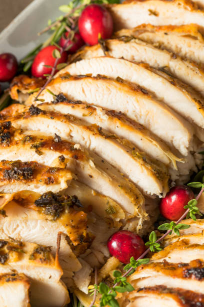 istock Homemade Thanksgiving Turkey Platter Dinner 1285342171