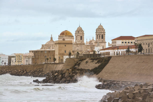 istock Embankment in Cadiz. 1285354650