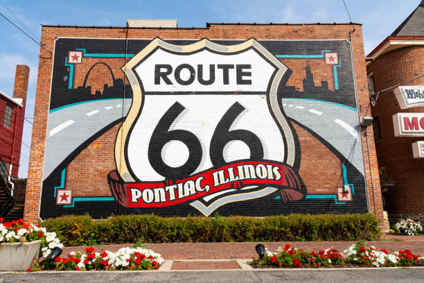 route 66 mural - pontiac photos et images de collection