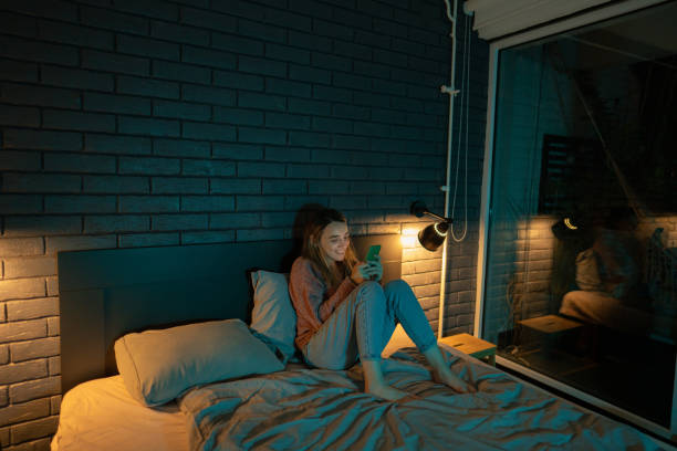 istock The sweetest call 1285372600