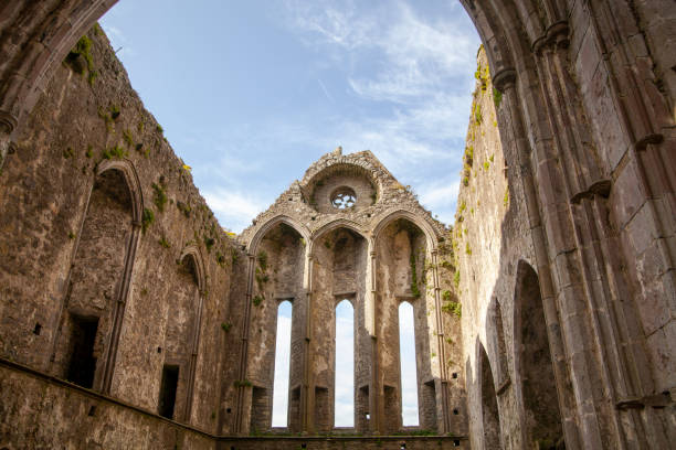 istock Rock of Cashel 1285497394
