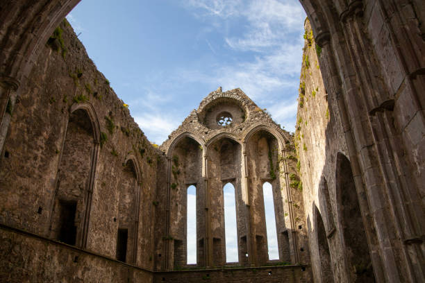 istock Rock of Cashel 1285497473