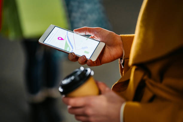 istock Young woman calling crowdsourced taxi 1285526041