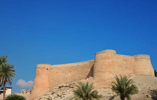 Castillo de Tarout, una fortaleza portuguesa y ruinas fenicias, isla de Tarout, Dammam, provincia oriental, Arabia Saudí photo