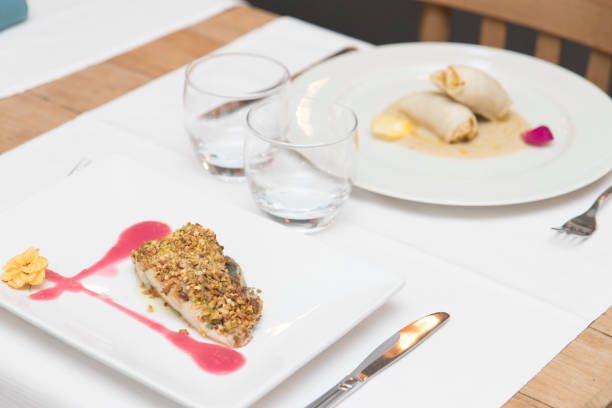 istock Italian restaurant food 1285537290