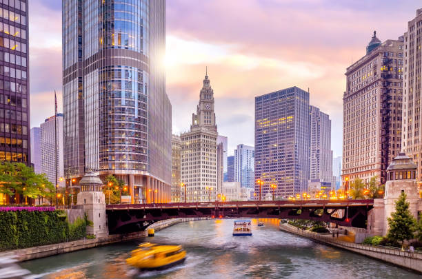 istock Downtown chicago skyline cityscape in USA 1285545717