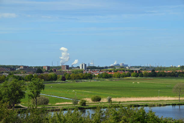 istock dutch landscape near Spaarnewoude Haarlem 1285598655