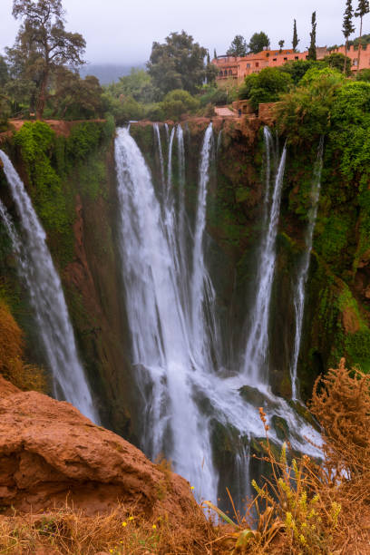 ouzoud waterfall - moroccan culture atlas mountains marrakech morocco photos et images de collection