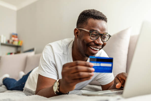 istock I like it and I'm going to buy it 1285652712