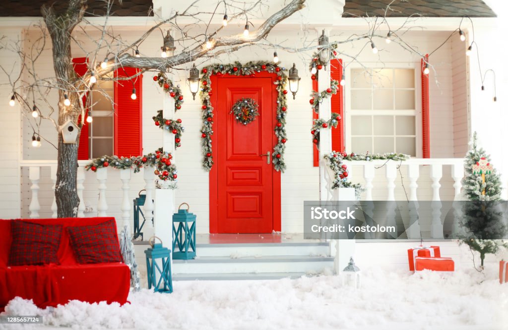 Background Of Christmas Decorative House New Year Winter Traditional  Celebration Stock Photo - Download Image Now - iStock