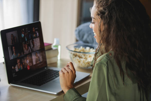 istock Keeping in touch with friends during pandemic 1285673636