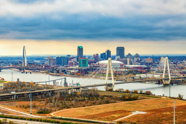 istock Aerial Skyline St. Louis 1285682420
