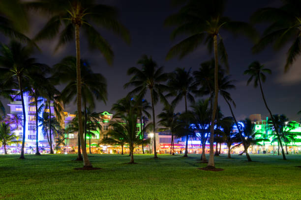 istock Ocean Drive Miami SOBE logos removed for commercial use 1285697802