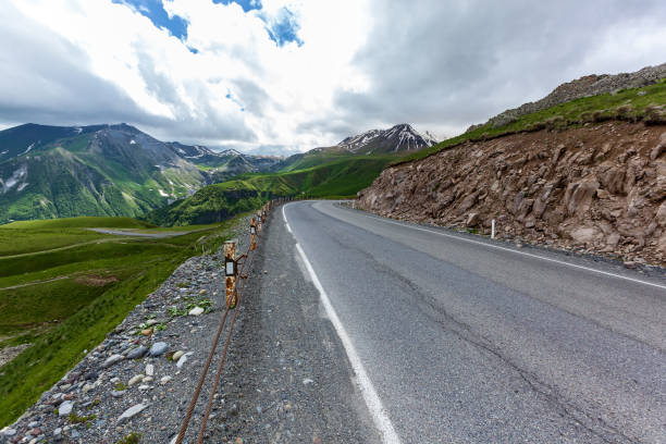 istock Georgian Military Road 1285803892