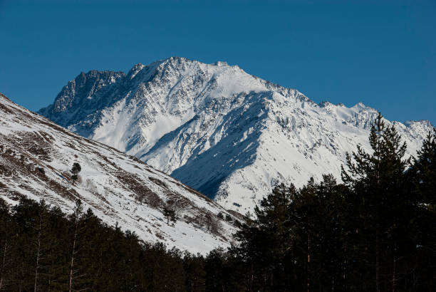 istock Mountain landscape in winter 1285812137