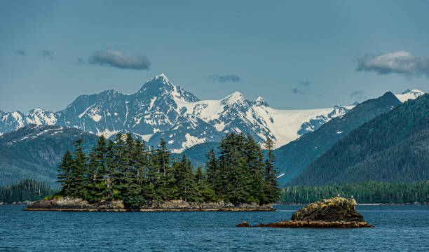 istock Mount Gilbert in the Chugach Range of Alaska 1285860054
