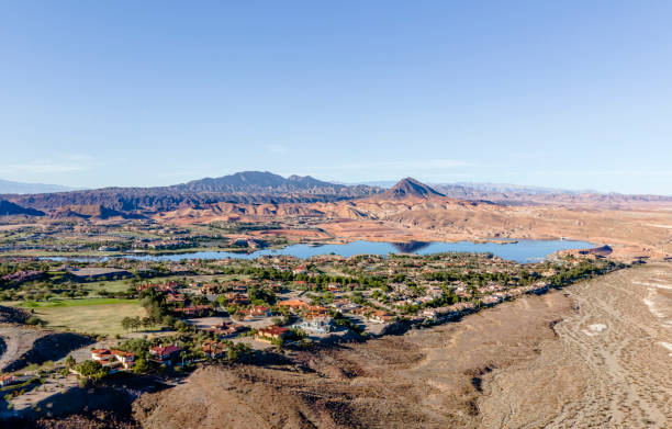 istock Lake las Vegas 1285873795