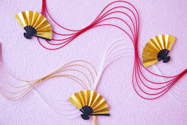 istock Mizuhiki and pink washi 1285903158