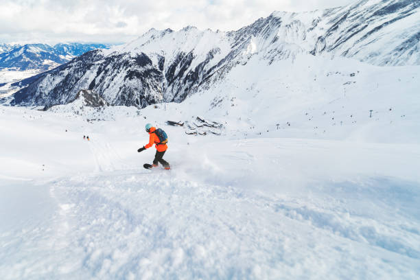 istock Winter holidays in ski resort 1285903417