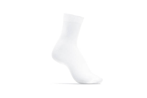 leere weiße lange socke auf tiptoe mockup stand, seitenansicht - strumpfwaren stock-fotos und bilder