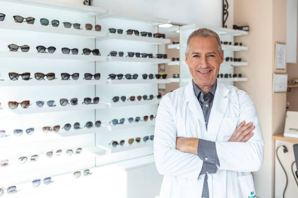 istock He sets the standard in healthcare excellence 1285919258