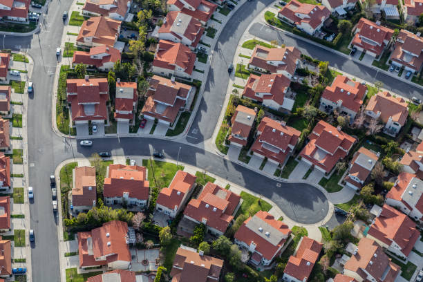 istock Southern California Culdesac 1285939383