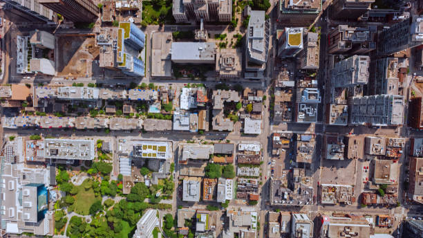 istock Overhead view of cityscape 1285969348