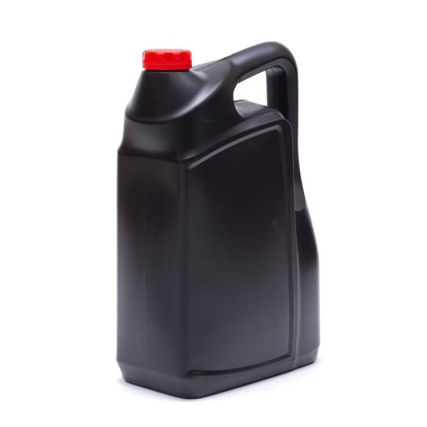 istock Oil Canister 1286015300