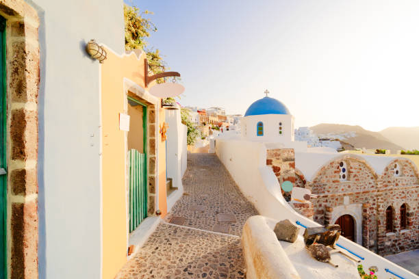 istock Oia, traditional greek village 1286015584
