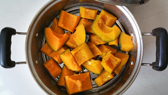 Steamed pumpkin