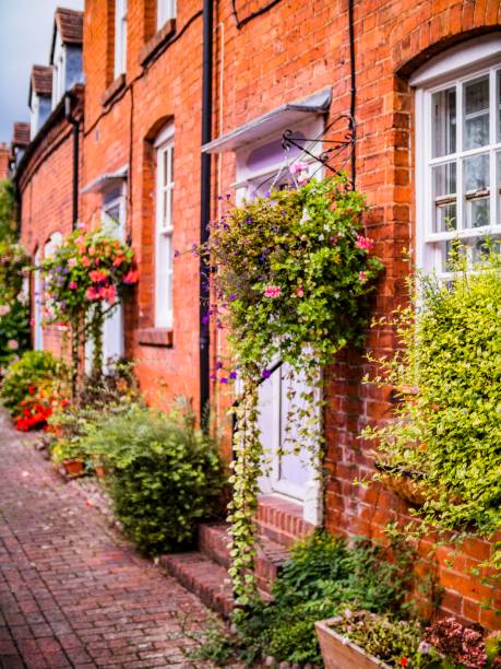 istock old cottages high street alcester england uk 1286113864