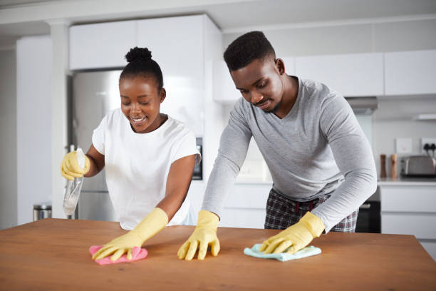 istock A little elbow grease makes a home shine 1286118425