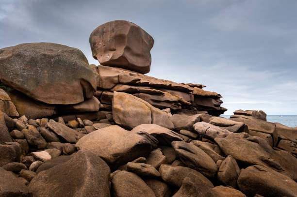 istock Interesting rock formation on Pink Granite Coast 1286173140