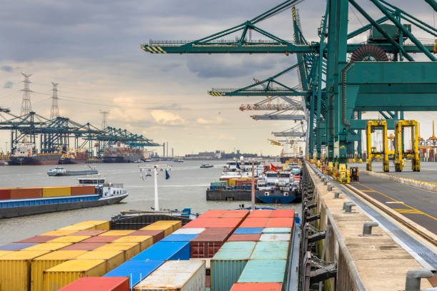 istock Busy port of Antwerp 1286224927